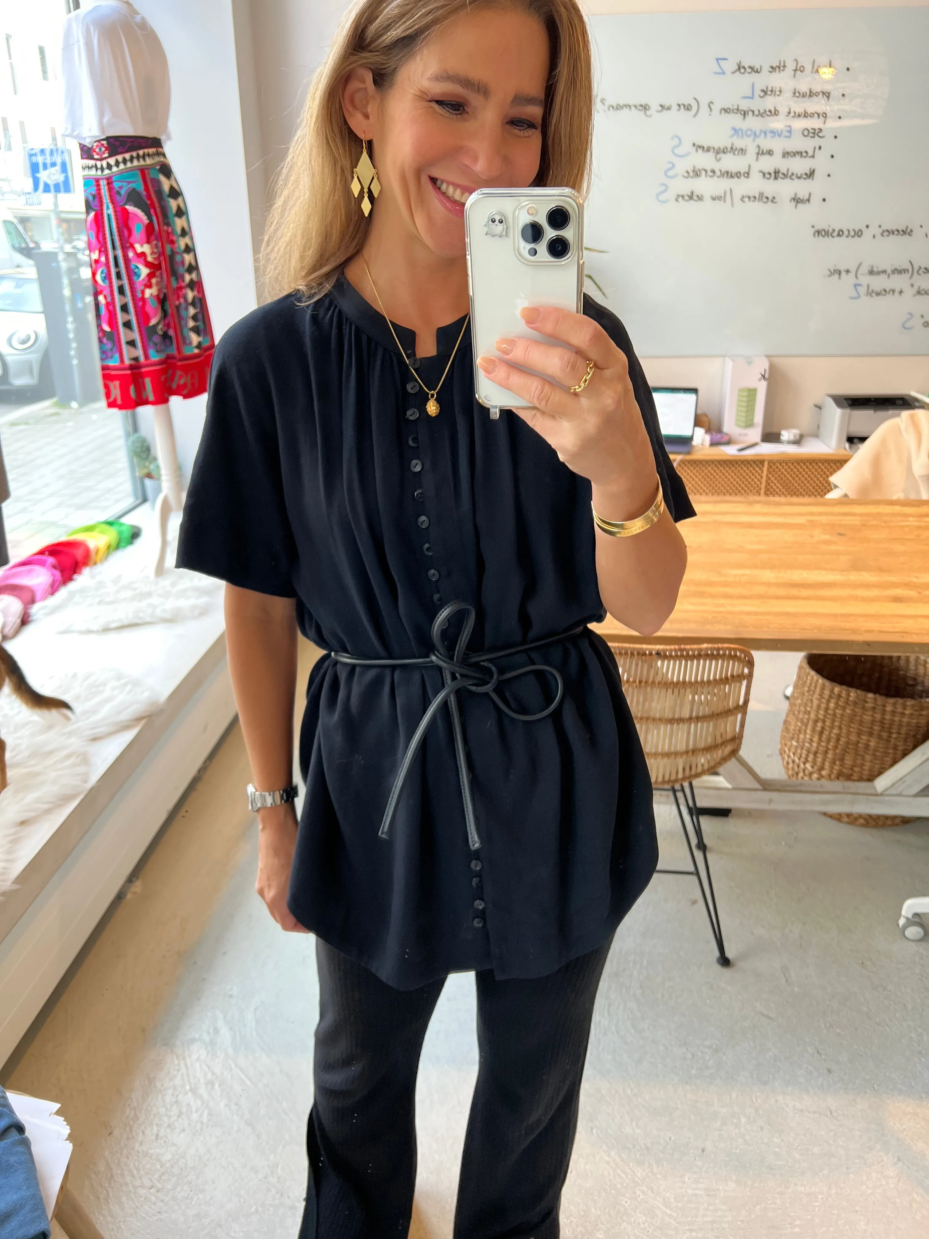 BLOUSE WITH SHORT SLEEVES "MELISSA" BLACK